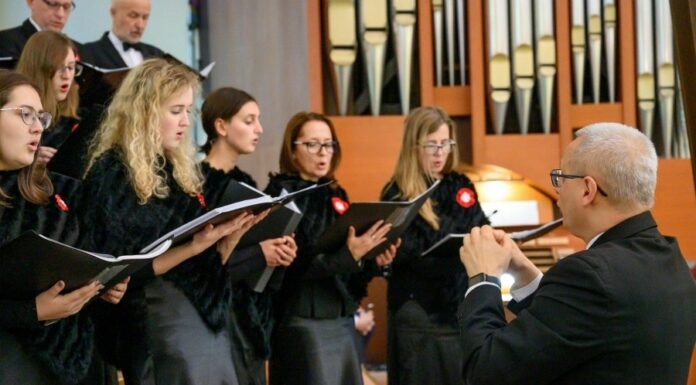 Salt Singers i Koncert Pieśni Patriotycznych w kościele Św. Pawła Apostoła – ZDJĘCIA