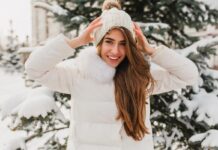 🔸 Z kapturem czy bez – jaką kurtkę damską wybrać na ten sezon?