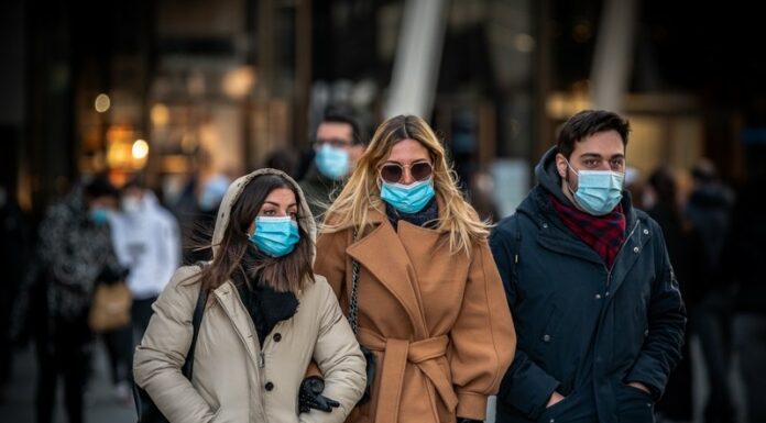 Prof. Flisiak: skoro Europa wykorzystuje certyfikaty szczepień, to dlaczego my tego nie wdrażamy?