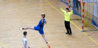 Ręczna. Zasłużone zwycięstwo: MOSiR Bochnia – SPR Stal II Mielec 35:32 (19:14) – ZDJĘCIA