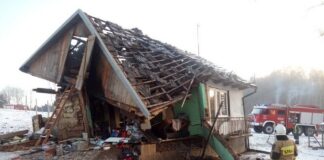 Wybuch gazu zniszczył dom koło Łapanowa. Jedna osoba trafiła do szpitala