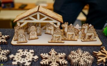 Nowy Wiśnicz. Kiermasz Świąteczny na Rynku – ZDJĘCIA