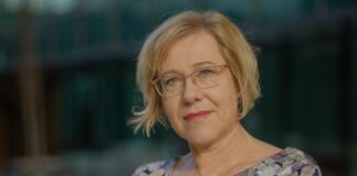 Burza po słowach małopolskiej kurator oświaty. „Takie osoby nie powinny ponosić odpowiedzialności za edukację”