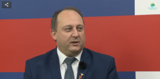 Radosław Macoń o banie dla Konfederacji na Facebooku oraz „Nowym Wale” PiS-u