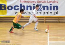 Futsal. Zacięty mecz w Bochni. BSF przegrywał, ale wygrał – ZDJĘCIA, WIDEO (bramki)