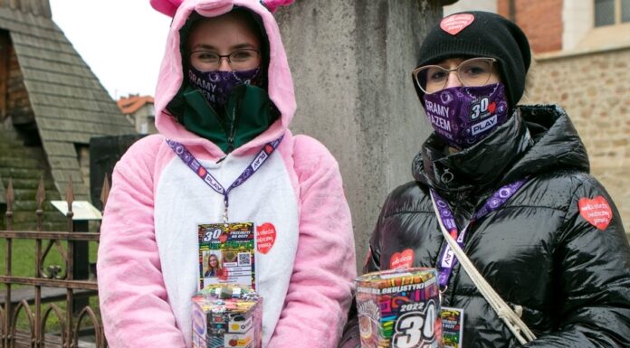 Bochnia. Wolontariusze zbierają datki na WOŚP – ZDJĘCIA