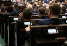 Polski Ład. Jak ws. zmian podatkowych głosowali nasi posłowie? – LISTA