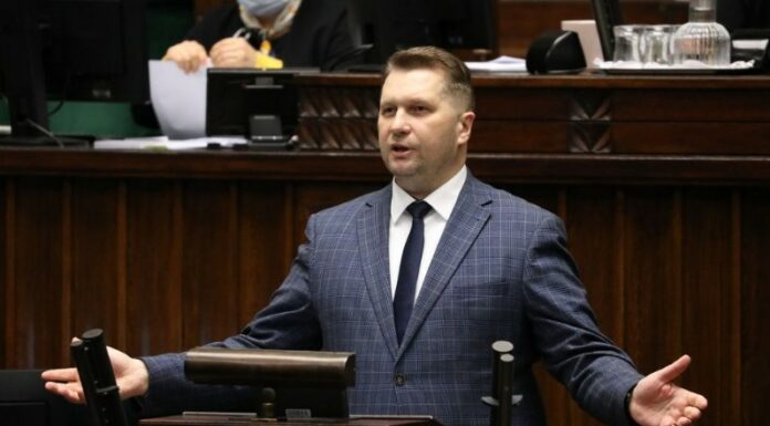 Sejm przyjął #lexCzarnek. Jak zagłosowali nasi posłowie?