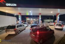 Bochnia. Kolejki na stacjach paliw po ataku Rosji na Ukrainę – WIDEO