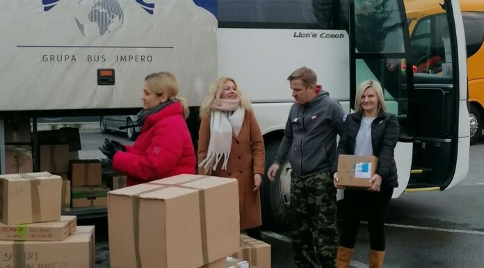 Pomoc Ukrainie. Dary z Bochni pojechały autokarem do Lwowa – ZDJĘCIA