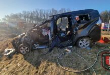 Wypadek na węźle Brzesko. 3 osoby ranne, kierowca nie żyje