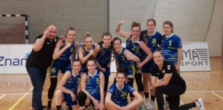 1 liga koszykówki. Sensacyjna wygrana Contimax MOSiR w pierwszym meczu play-off!