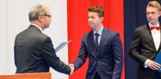 ZS Nr 1 w Bochni: Wyróżnienia i stypendia dla najzdolniejszych uczniów – ZDJĘCIA, LISTA