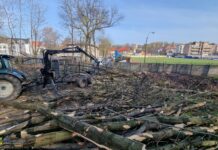 🎞 Ruszyły prace przy mostku na Babicy. Wejście do Parku Uzbornia zamknięte – WIDEO