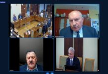 Kłótnia radnego z burmistrzem Bochni na sesji rady miasta. „Popudrować to trzeba pana”. Co tam się wydarzyło?