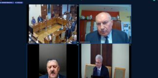 Kłótnia radnego z burmistrzem Bochni na sesji rady miasta. „Popudrować to trzeba pana”. Co tam się wydarzyło?