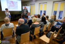 Biblioteka. Norbert Loska opowiedział o swojej wyprawie do Rumunii – ZDJĘCIA