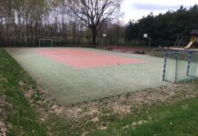 Gmina Rzezawa. Boisko w Bratucicach zostanie przebudowane