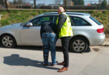 Brzesko. W nocy wycinali katalizatory z samochodów. Zatrzymano trzech mężczyzn