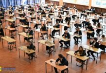 Ruszyła matura 2022. Tradycyjnie najpierw język polski – ZDJĘCIA z I LO w Bochni