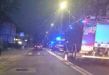 Bochnia. Akcja ratownicza w centrum – mężczyzna zasłabł w łazience