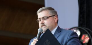 Start nauki w szkołach średnich. Starosta cytuje słowa Einsteina