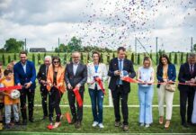 Gmina Bochnia. Otwarcie wielofunkcyjnego boiska w Bogucicach – ZDJĘCIA