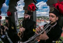Bochnia. Orkiestra grała majówki z wieży Bazyliki – ZDJĘCIA