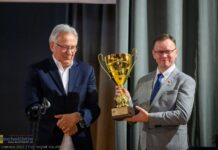 ⚽ 100-lecie BKS. Odznaczenia, dyplomy i koncert zespołu Cztery Szmery – ZDJĘCIA