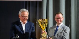 ⚽ 100-lecie BKS. Odznaczenia, dyplomy i koncert zespołu Cztery Szmery – ZDJĘCIA