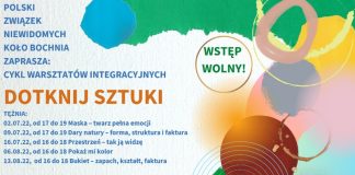 Bochnia. „Bukiet – zapach, kształt, faktura” w ramach warsztatów artystycznych „Dotknij sztuki”