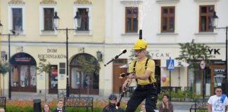 Kulturalna od-nowa. Cyrkowy pokaz Kacpra Wydmańskiego – ZDJĘCIA