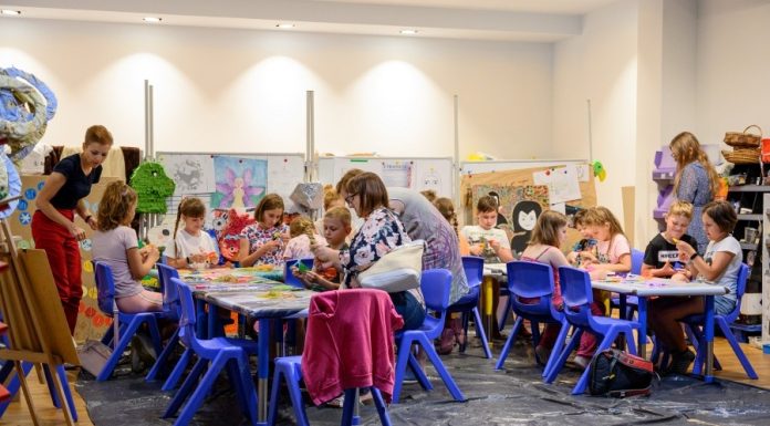 Etno Polska 2022. Warsztaty „Wycinanka ludowa” – ZDJĘCIA