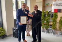 Adam Korta odznaczony medalem wdzięczności Fundacji im. Brata Alberta