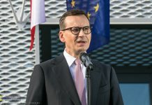 📸🎞 Premier Mateusz Morawiecki otworzył w Trzcianie inkubator przedsiębiorczości – ZDJĘCIA, WIDEO