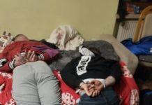 Bochnia-Wieliczka. Policjanci zatrzymali grupę mężczyzn podejrzanych o liczne rozboje, pobicia i tortury – WIDEO