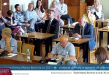 Wotum zaufania i absolutorium dla burmistrza Bochni – RELACJA Z SESJI
