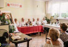Seniorzy z Klubu Rozalka wspominali kard. Wyszyńskiego – ZDJĘCIA