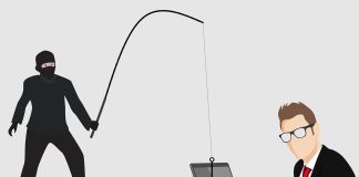 Brzesko. Chciała sprzedać stare ubrania i kliknęła w link. Straciła 20 tys. złotych