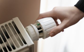 Gmina Bochnia szuka oszczędności. Będą wyłączane latarnie, a co z basenem w Proszówkach?