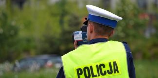 19-latka pędziła 105 km/h. Dostała 1,5 tysiąca zł mandatu i czasowo straciła prawo jazdy