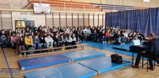 „Wybierz Życie – Pierwszy Krok”. Profilaktyczna sesja w I LO