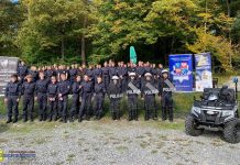 Uczniowie klas mundurowych II LO na strzelnicy – ZDJĘCIA