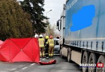 Wypadek na DK75 w Uszwi. Dwie osoby ciężko ranne