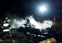 Duży pożar w Rajbrocie – spłonął warsztat samochodowy. Ogromne straty – ZDJĘCIA