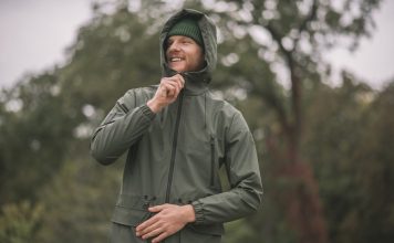 🔸 Kurtki i bezrękawniki – odpowiedni dobór fasonu do figury