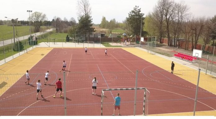 Nowoczesny kompleks sportowy powstał w Gminie Rzezawa