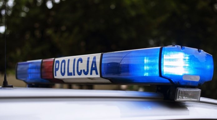 Bocheńscy policjanci zatrzymali sprawcę brutalnego ataku i uratowali życie poszkodowanemu