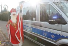 Brzesko. Święty Mikołaj w asyście policji z wizytą w Domu Pomocy Społecznej – ZDJĘCIA