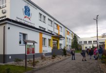 Bochnia. Kolejne prace w ramach termomodernizacji Miejskiego Przedszkola Nr 1 oraz Szkół Podstawowych Nr 5 i 7 – ZDJĘCIA